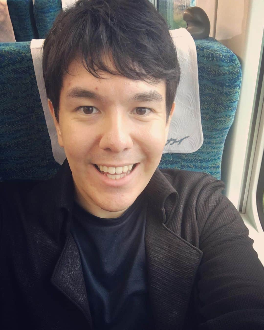 金子三勇士さんのインスタグラム写真 - (金子三勇士Instagram)「Good bye, Nagoya! Next: Gifu #Meitetsu #μsky #express #train #onboard #nagoya #gifu #Japan #Pianist #MiyujiKaneko #SteinwayArtist #ontour #移動中 #台風 からの #熱帯低気圧 #名古屋 #岐阜 #特急列車 #ミュースカイ #名鉄 #ピアニスト #金子三勇士」7月27日 16時52分 - miyujikaneko_official