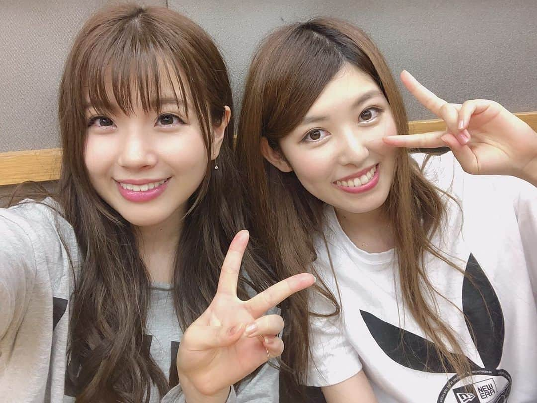 橘ゆりかさんのインスタグラム写真 - (橘ゆりかInstagram)「#tif2019 にアイドリング!!!として﻿ ライブ出演します🎤✨﻿ ﻿ 8月2日の10:05〜10:45﻿ 場所はお台場 湾岸スタジオ近くの﻿ スマイルガーデンです😊🌱﻿ ﻿ 無料ステージとなっているので﻿ ぜひ見に来てくださいね〜！﻿ 何を歌うのかお楽しみに🦁☀️🌻﻿ ﻿ ﻿ 唯一の3期生と、唯一の4期生です💁‍♀️﻿ ﻿ ﻿ ﻿ #アイドリング #倉田瑠夏 #橘ゆりか #idoling﻿ #アイドル #復活 #リハーサルがんばるね﻿ #ニューエラ #プレイボーイ #レッスン着 #コラボTシャツ #newera #playboy」7月27日 17時03分 - yuricalcal