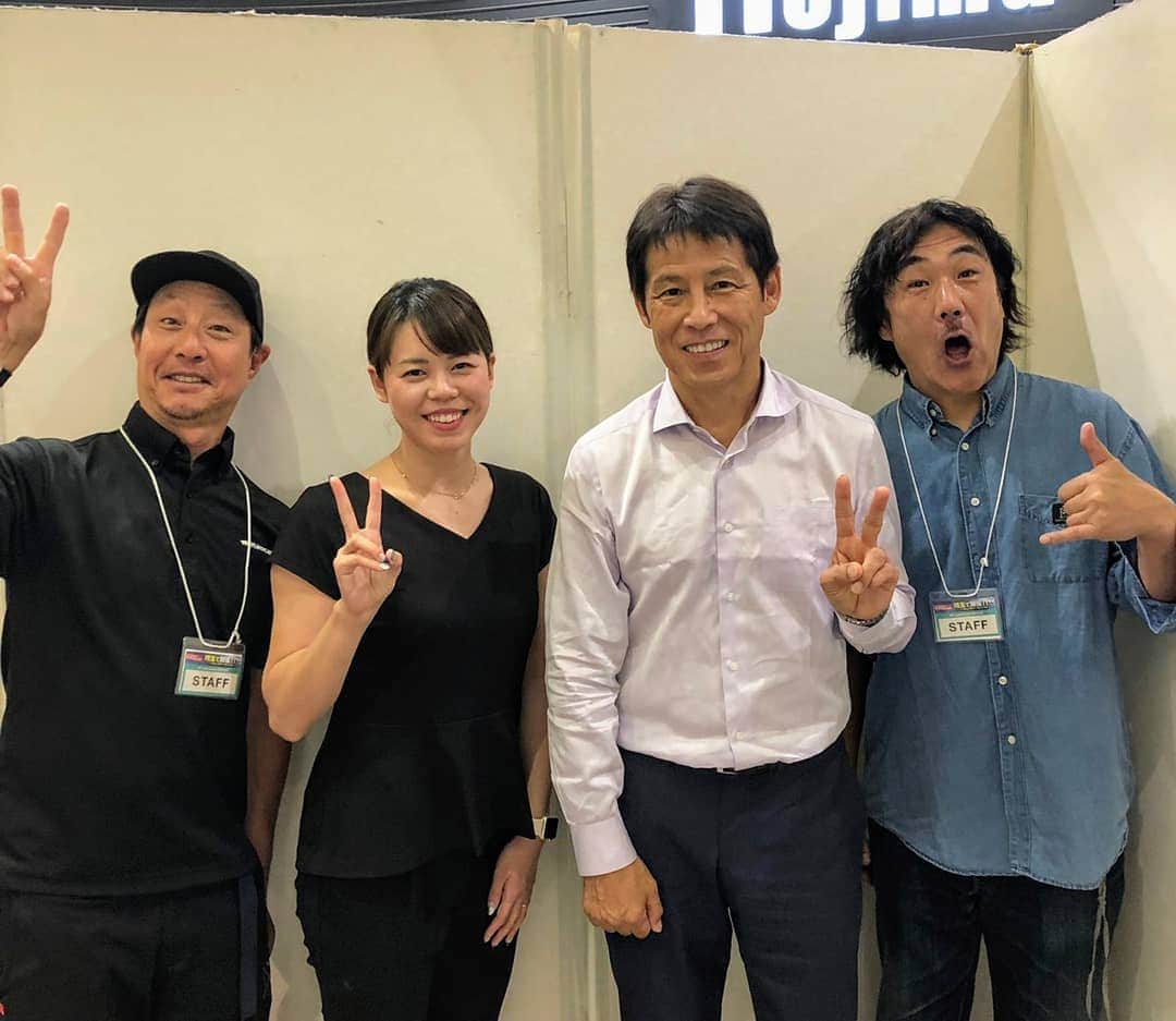 星奈津美のインスタグラム：「明日7/28(日)と8/4(日)の2週にわたり、FM Nack5 朝8時〜12時「びーさんぼーいず」 内の10時20分から先日公開収録をした模様が流れます。今回も嵐の曲をリクエストさせて頂きました！レース前に聴いていたあの曲です💙 #fmnack5 #びーさんぼーいず #西野朗監督」