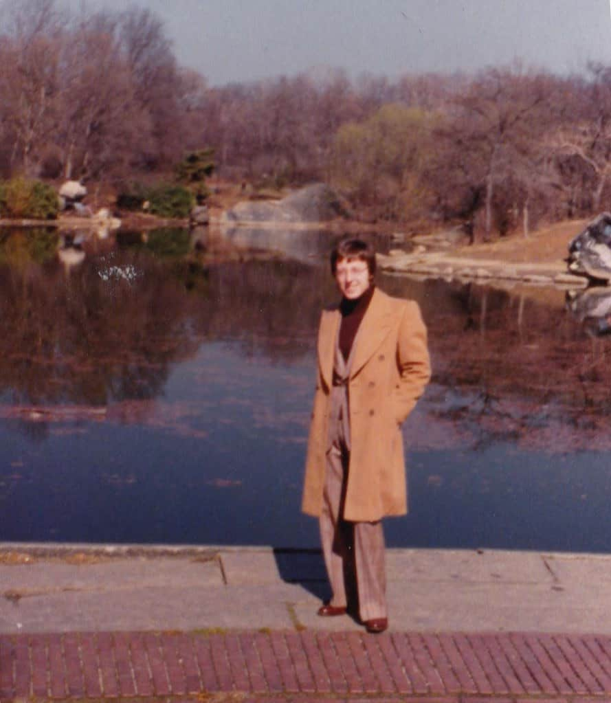 エドワード セクストンさんのインスタグラム写真 - (エドワード セクストンInstagram)「From the archive. Edward in a camel coat and flares, early ‘70s. The golden era. . #EdwardSexton #FromTheArchive #Bespoke #Luxury #Menswear #Tailoring #BritishStyle #Retro #1970s #TheSextonLook」7月27日 17時45分 - edwardsexton