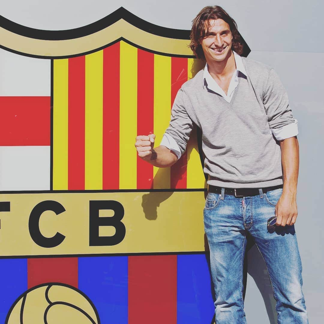 FIFAワールドカップさんのインスタグラム写真 - (FIFAワールドカップInstagram)「#OnThisDay in 2009, @iamzlatanibrahimovic signed for @fcbarcelona.  13 months = 🏆🏆🏆🏆🏆(including a FIFA Club World Cup) 🔵🔴 #Zlatan #Barça #ClubWC」7月27日 17時57分 - fifaworldcup