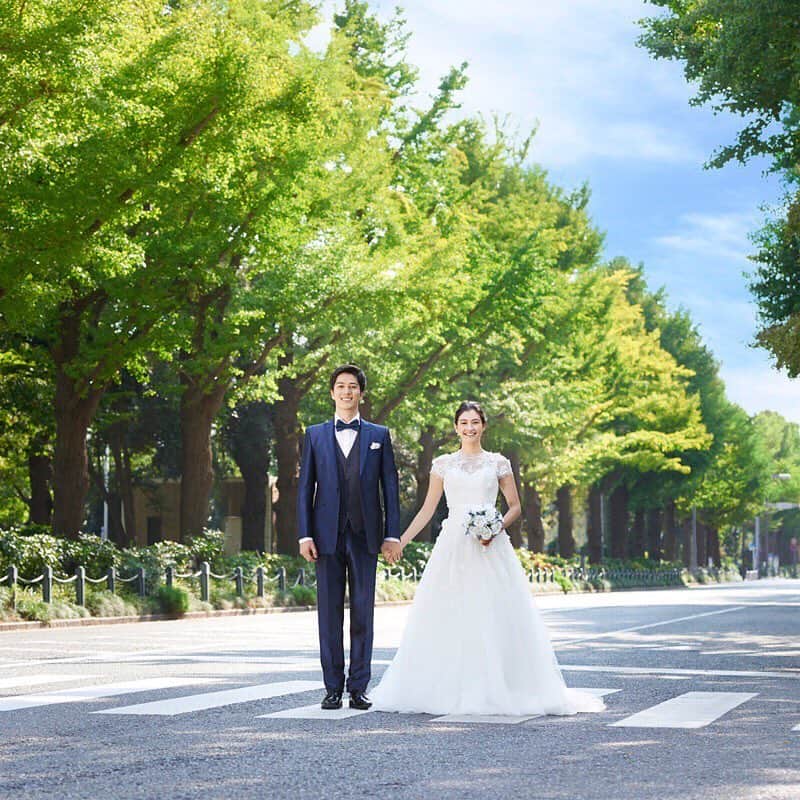 のインスタグラム：「♥ ￣￣￣￣￣￣￣￣￣￣ @hotelmontereyyokohama.bridal をフォローして 『 #モントレ花嫁 』『 #ホテルモントレ横浜』の タグをつけて投稿してくださいね＊*. . いよいよ明日は、年に一度の総合ブライダルフェア 皆さんお待ちしています . ◆ホテルモントレ公式HPはこちら* https://www.monterey-wedding.jp . #モントレ #モントレ花婿 #プレ花嫁 #卒花 #weddingdress #プラコレ #ウエディングニュース  #wedding #dress #結婚式場 #日本中のプレ花嫁さんと繋がりたい #ブライダルフェア #結婚式 #パーティ #披露宴 #2019年春婚 #2019年夏婚 #2019年秋婚 #2019年冬婚 #ホテルウェディング #dressy花嫁 #marry花嫁  #横浜#令和婚 #パーティー #ブライダルフェア #モントレ横浜」
