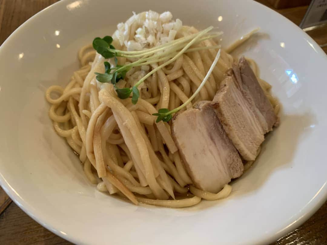 大沢文也さんのインスタグラム写真 - (大沢文也Instagram)「最近ラーメンが多い気がする、、、。痩せなきゃ  #らーめん #拉麺 #ラーメン #つけ麺 #板橋駅 #ほたる #文京区 #本郷三丁目 #雅ノ屋 #油そば #ラーメン好きな人と繋がりたい #麺 #麺スタグラム #デブエット #食べ歩き」7月27日 18時32分 - fumifumi_k1