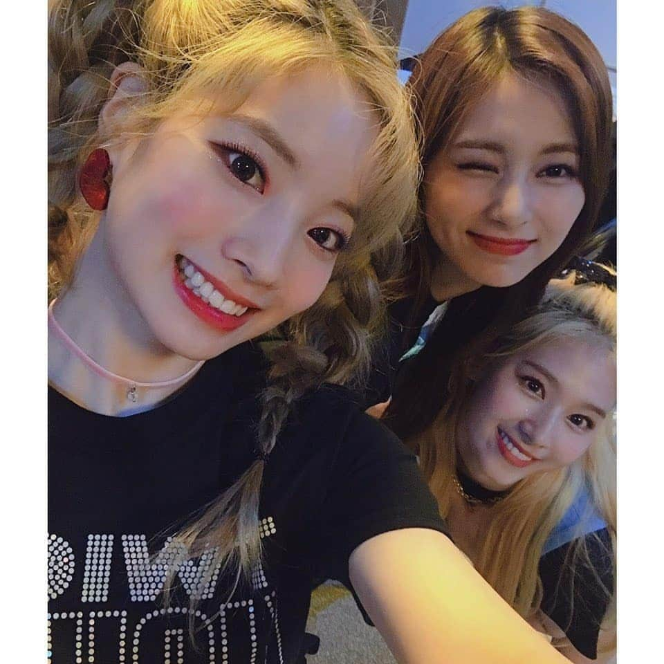 TWICEさんのインスタグラム写真 - (TWICEInstagram)「#TWICELIGHTS❣️」7月27日 19時11分 - twicetagram