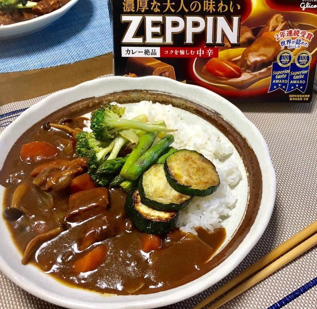 渡辺裕之さんのインスタグラム写真 - (渡辺裕之Instagram)「長野の友人から 「夏野菜のZEPPIN です！」と・・・#zeppine #glico #カレー #夏野菜カレー #大人のカレー」7月27日 19時50分 - hiroyuki6267