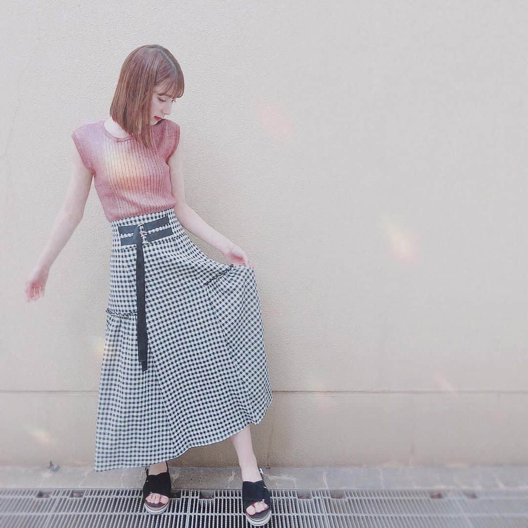 松岡菜摘のインスタグラム：「. . 握手会ありがとうございました☺︎ . Lara flamingoのお洋服 好評だった🥰🥰かわいい お靴はマジェスティックレゴン . #ootd #私服 #コーデ #laraflamingo #majesticlegon」