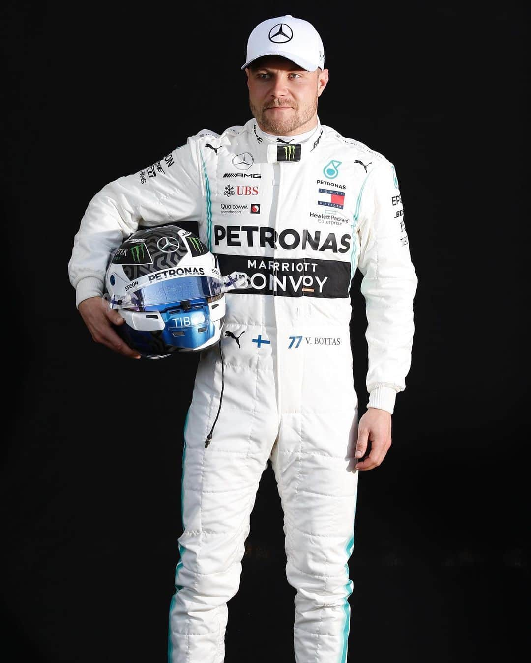 リッツ・カールトンさんのインスタグラム写真 - (リッツ・カールトンInstagram)「With the race fast approaching, excitement is growing in #Hockenheim. View our Instagram Stories to see some of our exclusive chat with @MercedesAMGF1 driver, @ValtteriBottas as he prepares for the big day tomorrow!  #Mercedes #AMG #MercedesAMG #Benz #teamPETRONAS #PETRONASmotorsports #RaceWeekend #Race #Racing #MotorSports #Germany #LewisHamilton #ValtteriBottas #RCPartner #MercedesAMGF1」7月28日 6時21分 - ritzcarlton