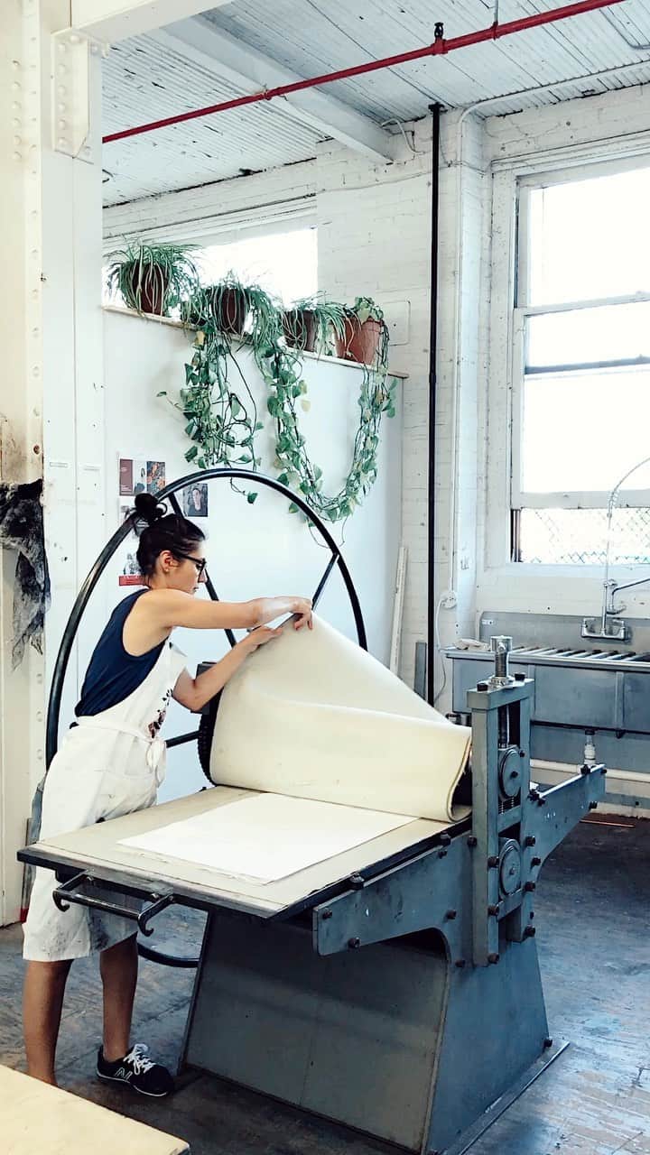 Dinara Mirtalipovaのインスタグラム：「Testing my copper plate on a French Press」