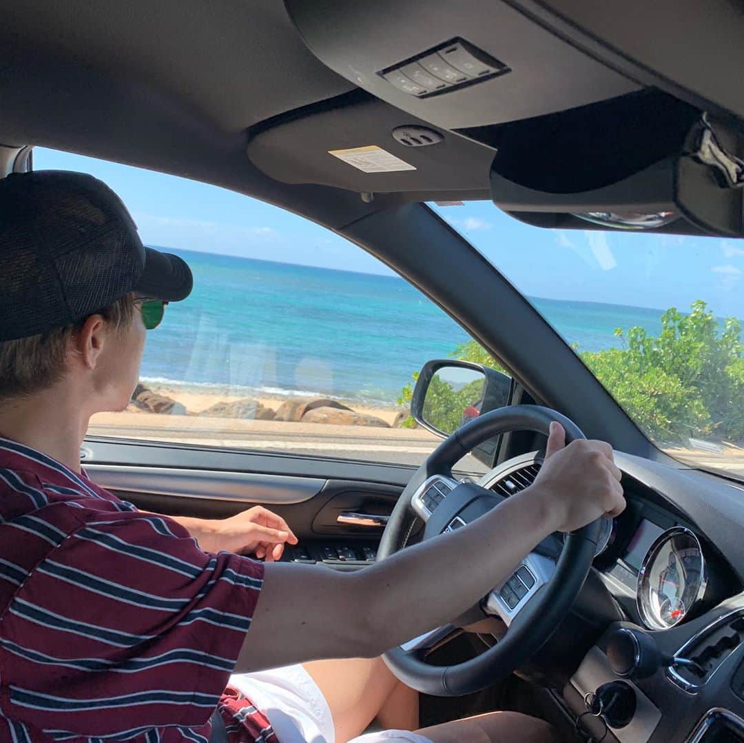 濱本和真のインスタグラム：「#northshore 🚐🏝」