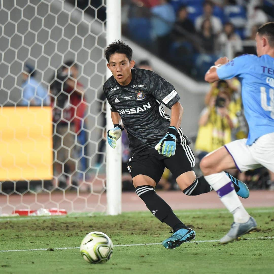 横浜F・マリノスさんのインスタグラム写真 - (横浜F・マリノスInstagram)「Farewell Hiroki🙌  #飯倉大樹 #hirokiIikura  #fmarinos」7月27日 23時29分 - yokohamaf.marinos