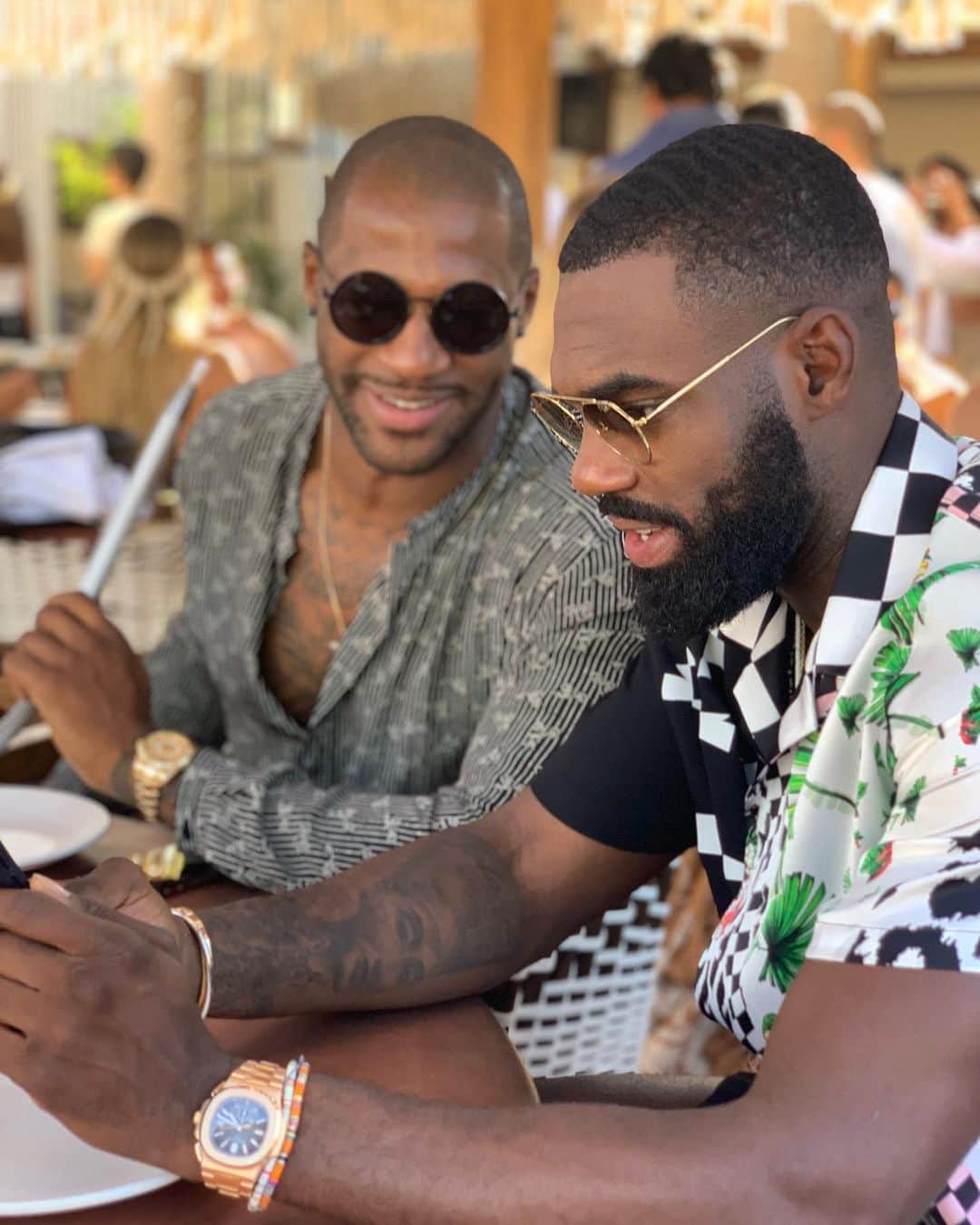 ティム・ハーダウェイ・ジュニアのインスタグラム：「Where yo code at, where yo down since day 1 real bros at?!?!?」