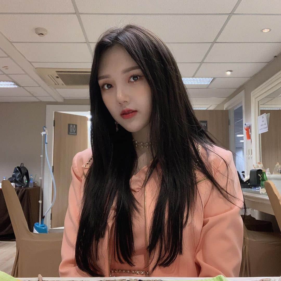 GFriendさんのインスタグラム写真 - (GFriendInstagram)「깐린🖤#예린」7月28日 0時03分 - gfriendofficial