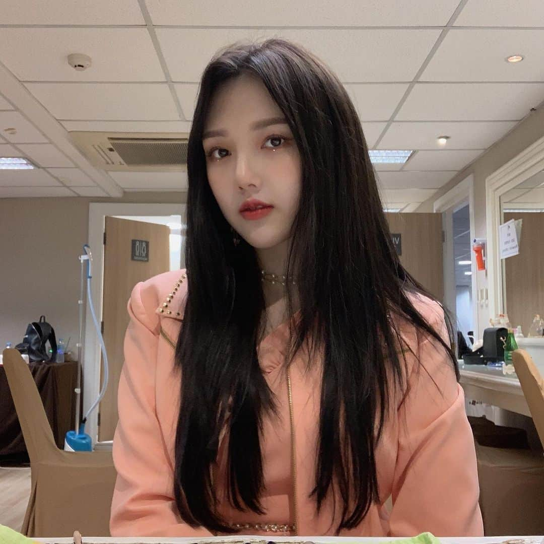 GFriendさんのインスタグラム写真 - (GFriendInstagram)「깐린🖤#예린」7月28日 0時03分 - gfriendofficial