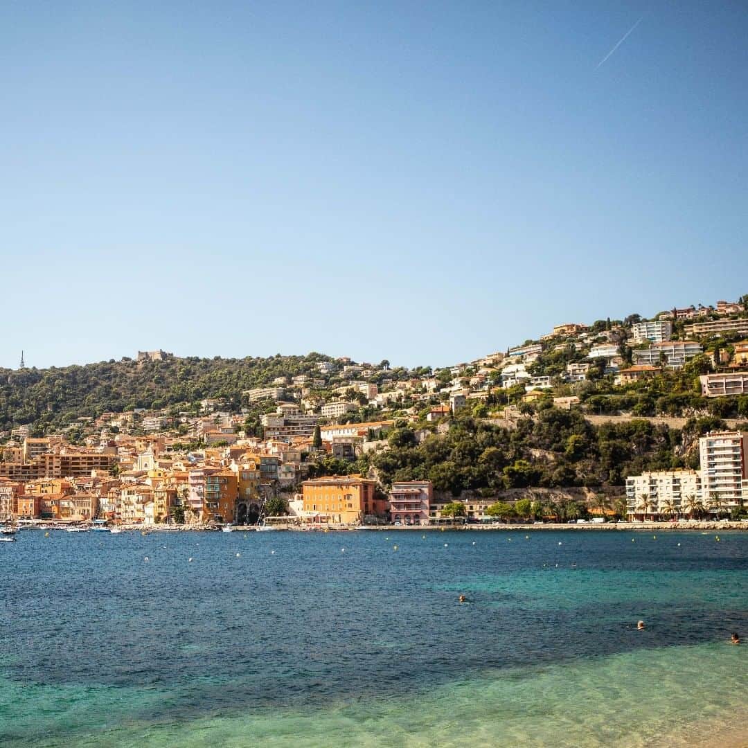 のインスタグラム：「Have a nice new weekend! It's the perfect time to enjoy the French Riviera. #Façonnable #FrenchRiviera #SpringSummer19 #VilleFranche」