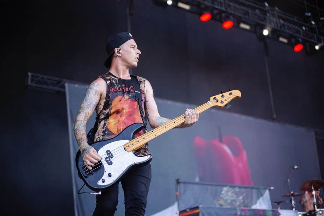 ジャスティン・ヒルズのインスタグラム：「Phoenix (ish) today! Who is coming out to @rockstardisrupt?」