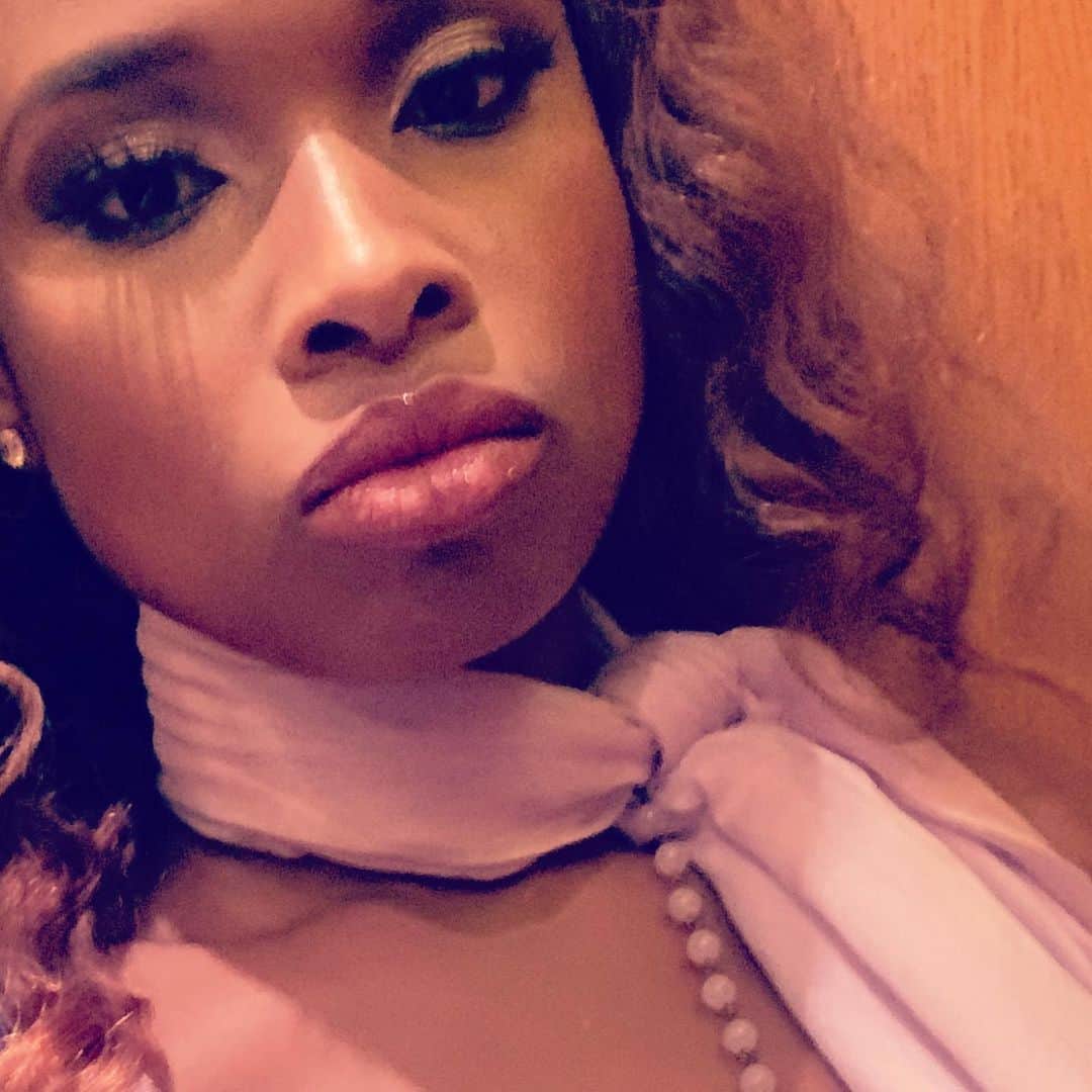 のインスタグラム：「Purple pearls , Lovely day ! #purpledream」