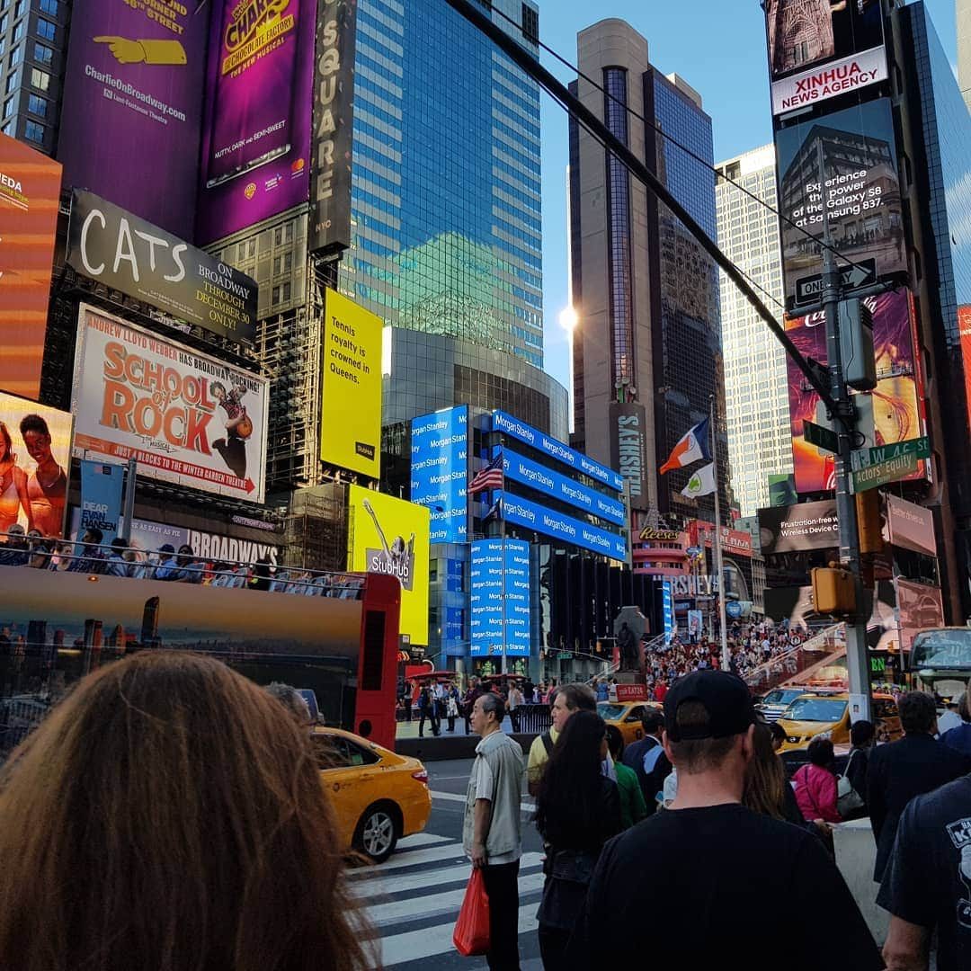 イヨンさんのインスタグラム写真 - (イヨンInstagram)「. . . #newyorkcity#newyork#timesquare」7月28日 2時40分 - e_young0816