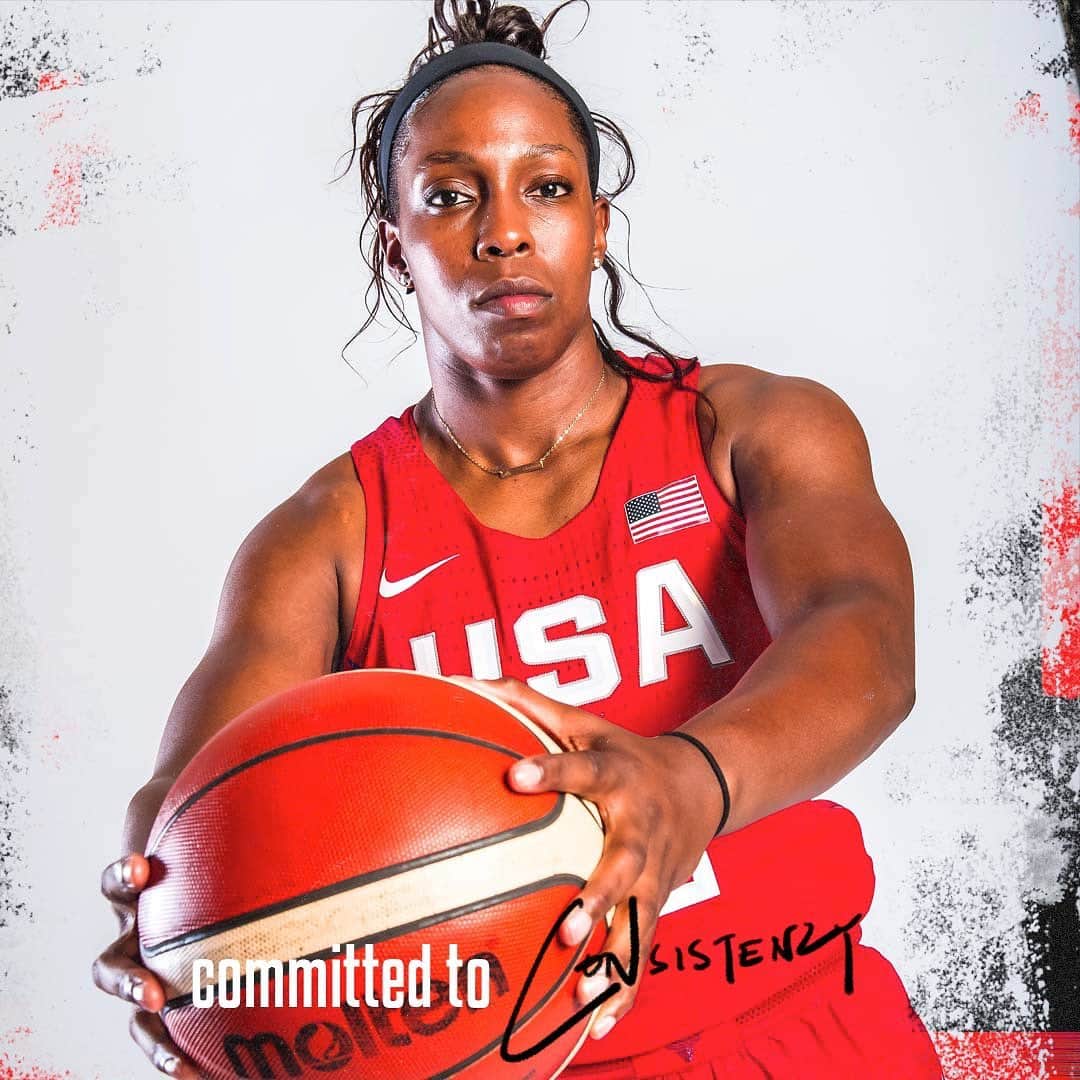 USA Basketballさんのインスタグラム写真 - (USA BasketballInstagram)「Committed To Consistency. Chelsea Gray is Committed To Us in assisting the USA on its quest for a seventh-consecutive Olympic gold medal.」7月28日 3時42分 - usabasketball