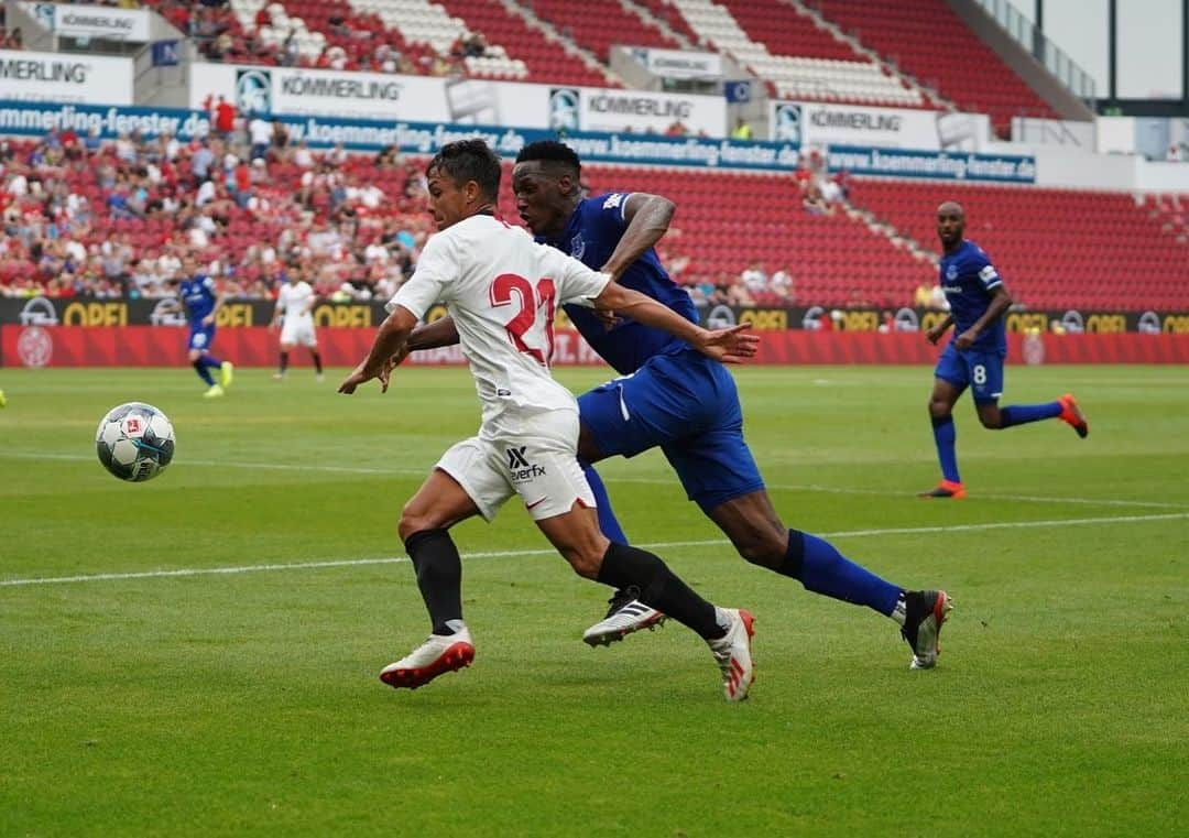 オリベル・トーレスさんのインスタグラム写真 - (オリベル・トーレスInstagram)「2 buenos partidos para seguir con la preparación. Seguimos 💪🏼 @sevillafc  #opelcup」7月28日 3時53分 - olitorres10