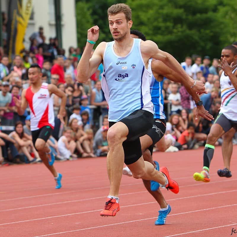 クリストフ・ルメートルのインスタグラム：「1er de ma série du 200m en gérant mon effort sous la pluie. Qualifié donc pour la demi finale de ces championnats de France élites qui auront lieu demain après midi. #asics #imoveme #athletisme #competition #championnatsdefrance #cfathle」