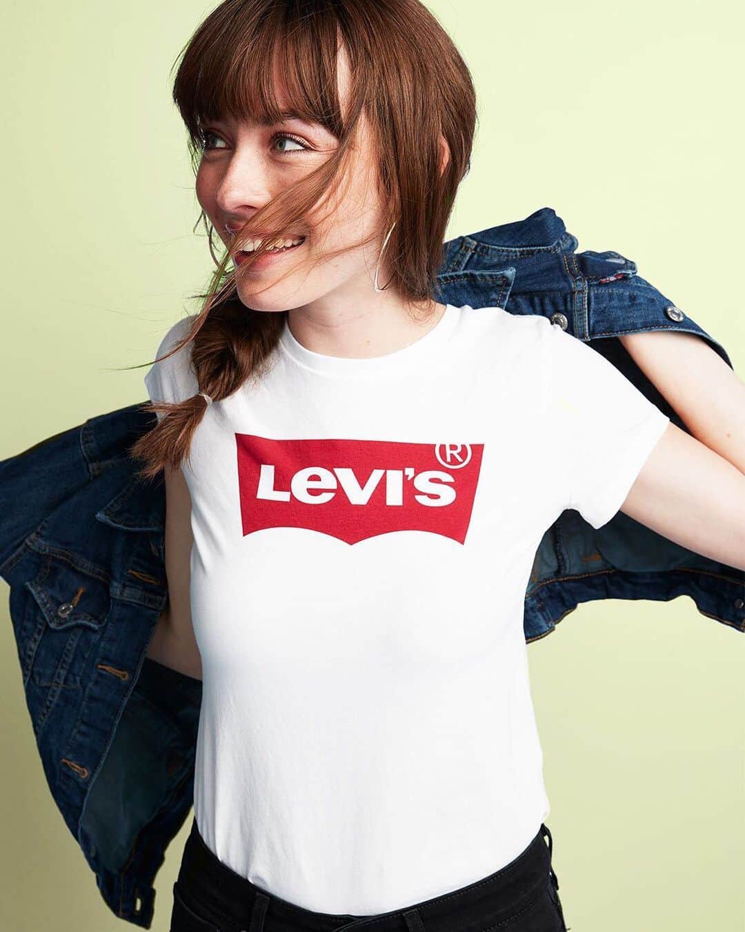 ロック&リパブリックのインスタグラム：「Just out here name dropping. 🤷🏽Tap to shop Levi’s®. #Kohls」