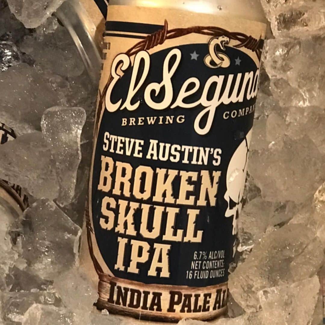 ストーン・コールド・スティーブ・オースチンのインスタグラム：「@esbcbrews Broken Skull IPA Best IPA in America.」