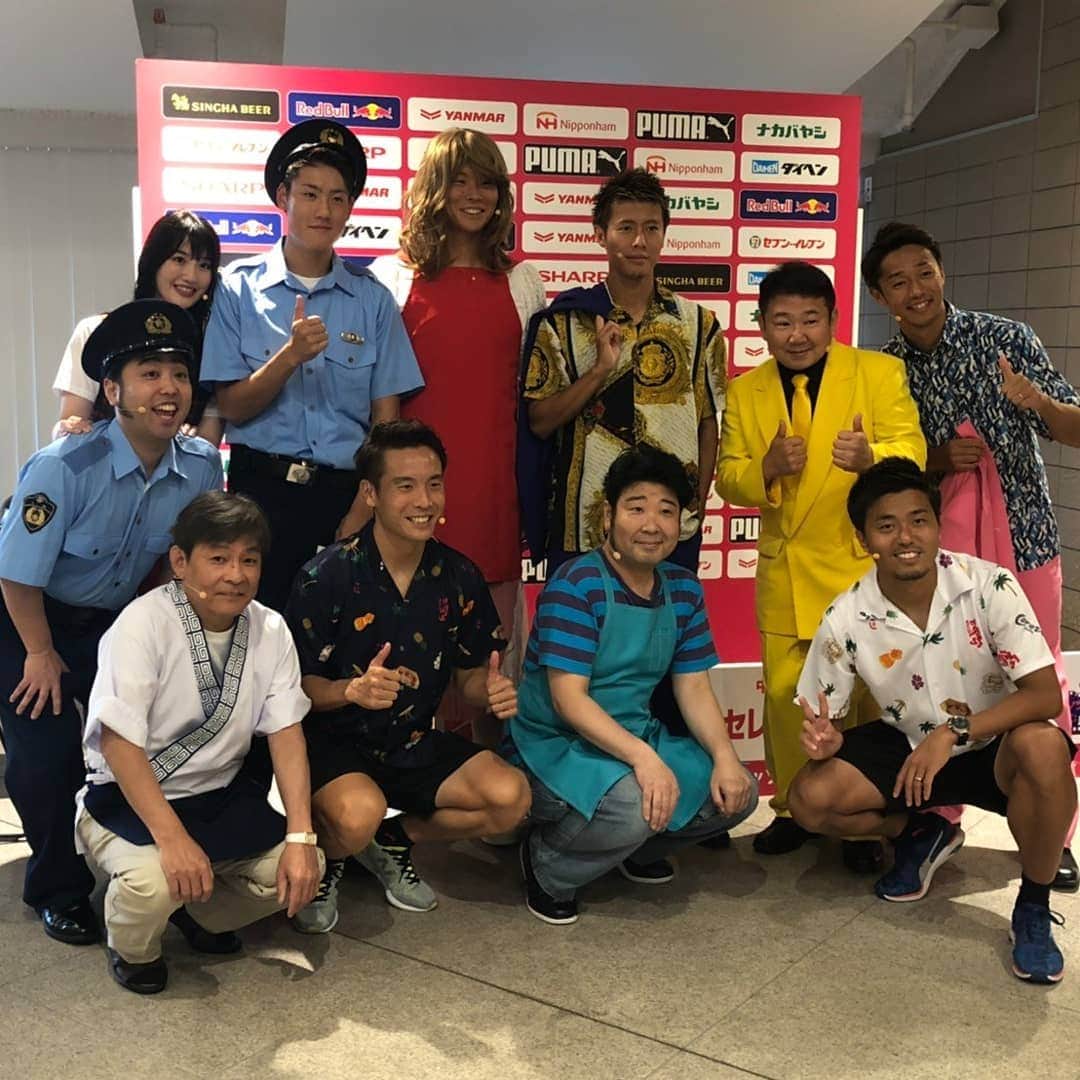 のインスタグラム：「セレッソ大阪のファン感謝デーでヤンマースタジアム長居で新喜劇。  #セレッソ大阪#ファン感謝デー#よしもと新喜劇#吉本新喜劇#セレッソ新喜劇#安尾信乃助#ヤンマースタジアム長居#」