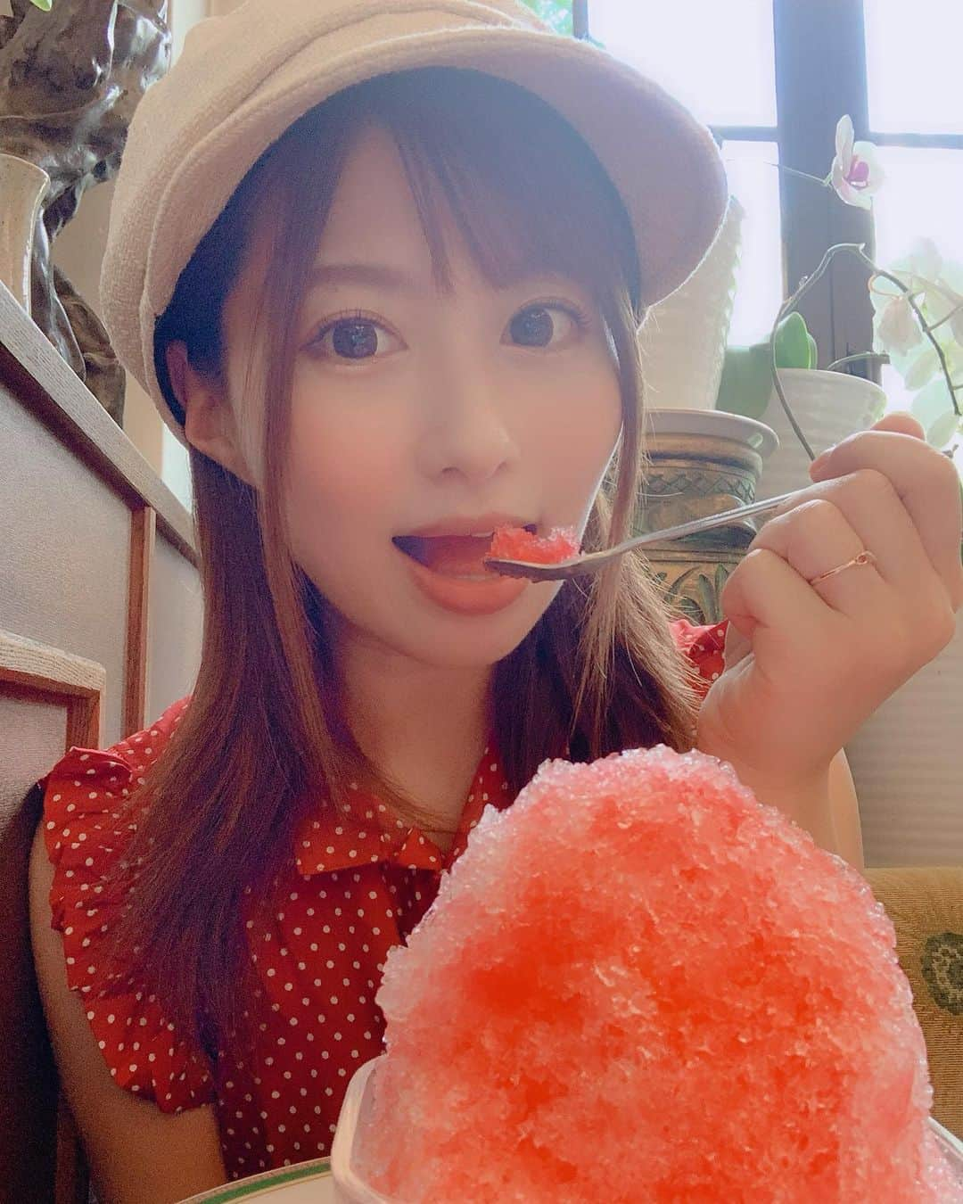 成瀬心美さんのインスタグラム写真 - (成瀬心美Instagram)「🍧 . . んぁーーーーん。 . . #かき氷 #いちご #箱根 #楽しい #旅行 #喫茶店 #instagram #instapic #instafood #instagood #followｍe」7月28日 16時46分 - coco3ndazo