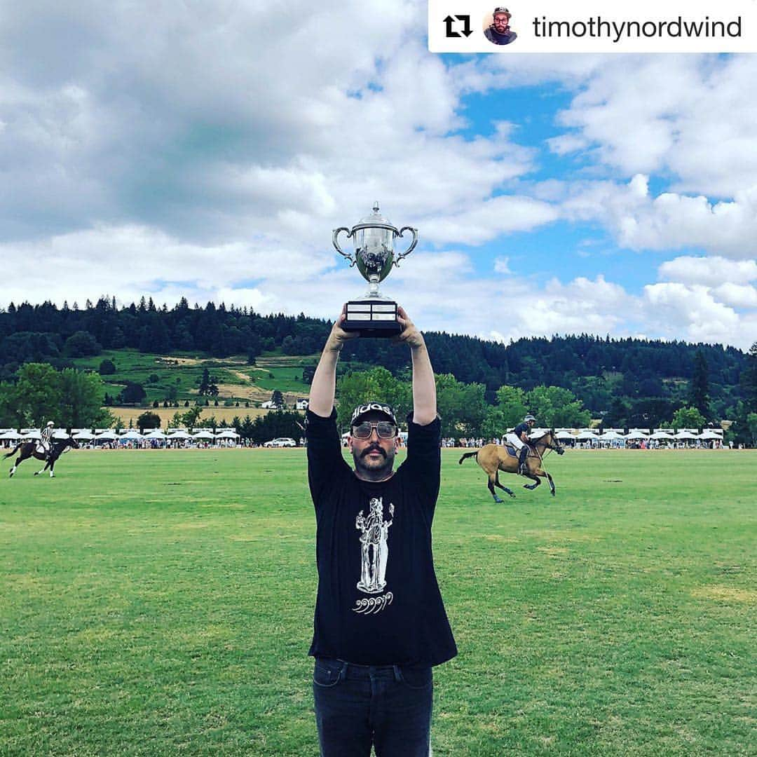 ダミアン･クーラッシュさんのインスタグラム写真 - (ダミアン･クーラッシュInstagram)「Tim won the polo.」7月28日 8時03分 - damiankulash