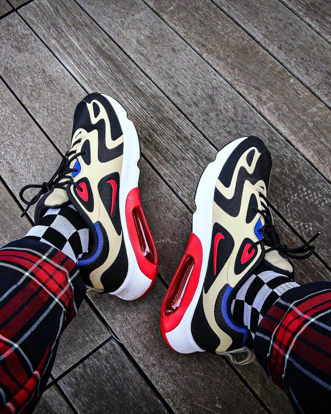 Foot Lockerさんのインスタグラム写真 - (Foot LockerInstagram)「Fit architecture. #Nike Air Max 200 'Team Gold/University Red' Available Now, In-Store and Online」7月28日 8時14分 - footlocker