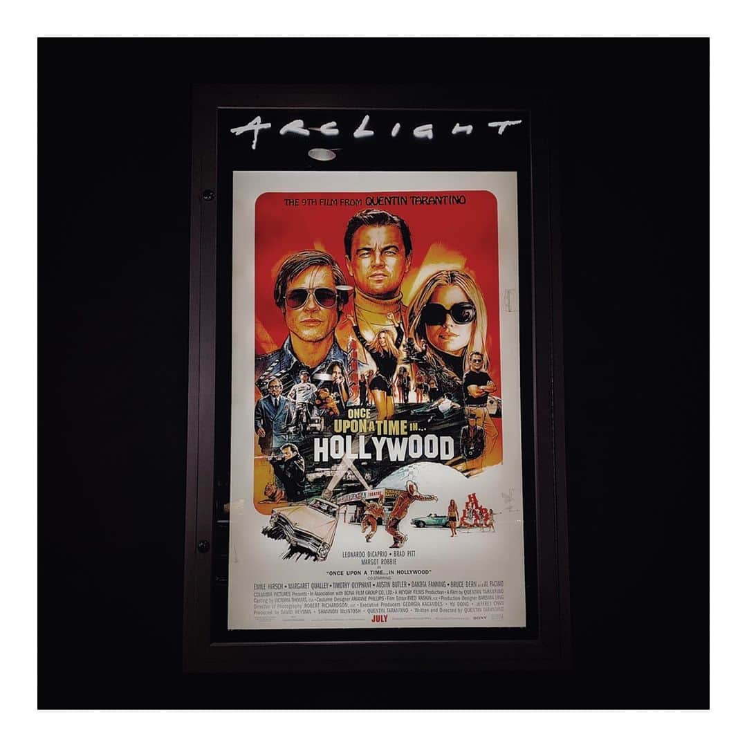 ナタリア・コルドバ・バックリーのインスタグラム：「IN FUCKING LOVE... Like a school girl that just met her crush, can’t stop thinking about it and is already planning when to next see it.  @onceinhollywood ✌🏽♥️💋」