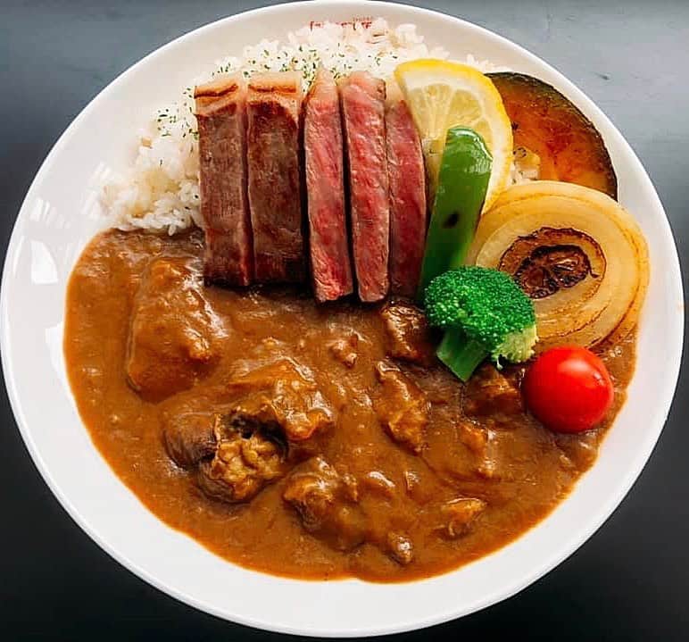 チキン南蛮カレーのルウ王子のグルメインスタ