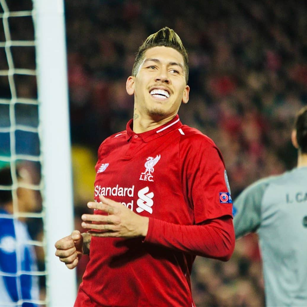 ロベルト・フィルミーノさんのインスタグラム写真 - (ロベルト・フィルミーノInstagram)「#YnwA❤️」7月28日 9時09分 - roberto_firmino