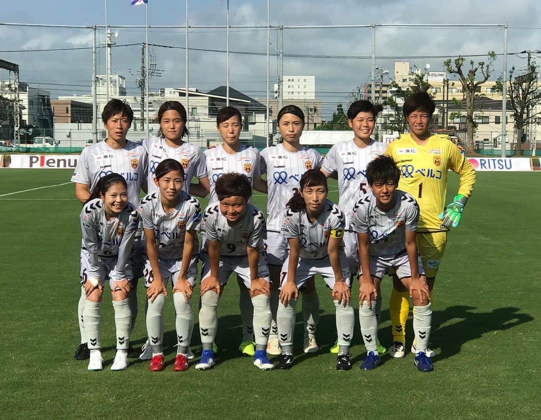 八坂芽依のインスタグラム：「カップ戦⚽️準決勝2-1win！！ 暑い中、たくさんの応援ありがとうございました📣 決勝戦も、引き続き応援よろしくお願いします！ #inac神戸  #日ノ本OG」