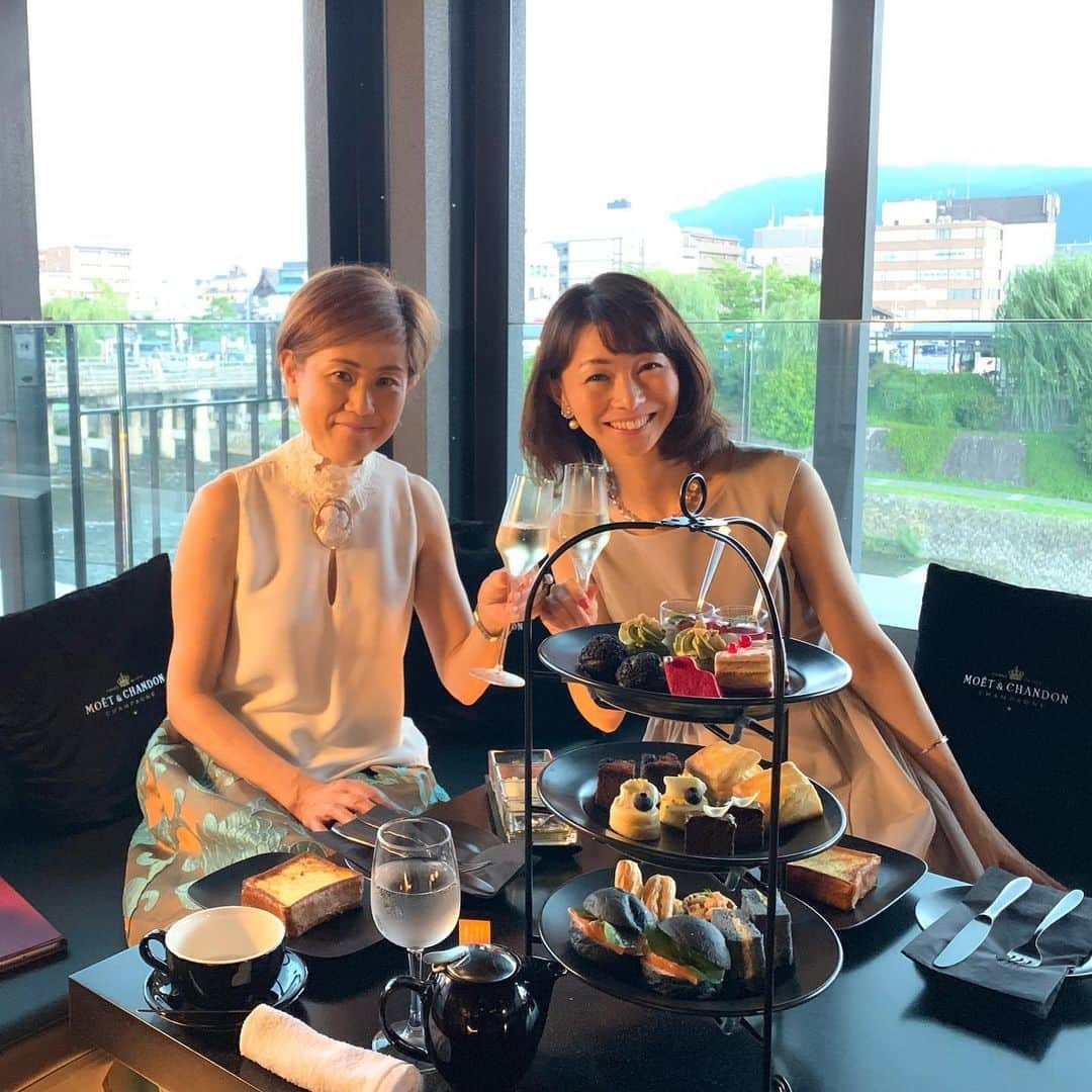 荒生暁子のグルメインスタ