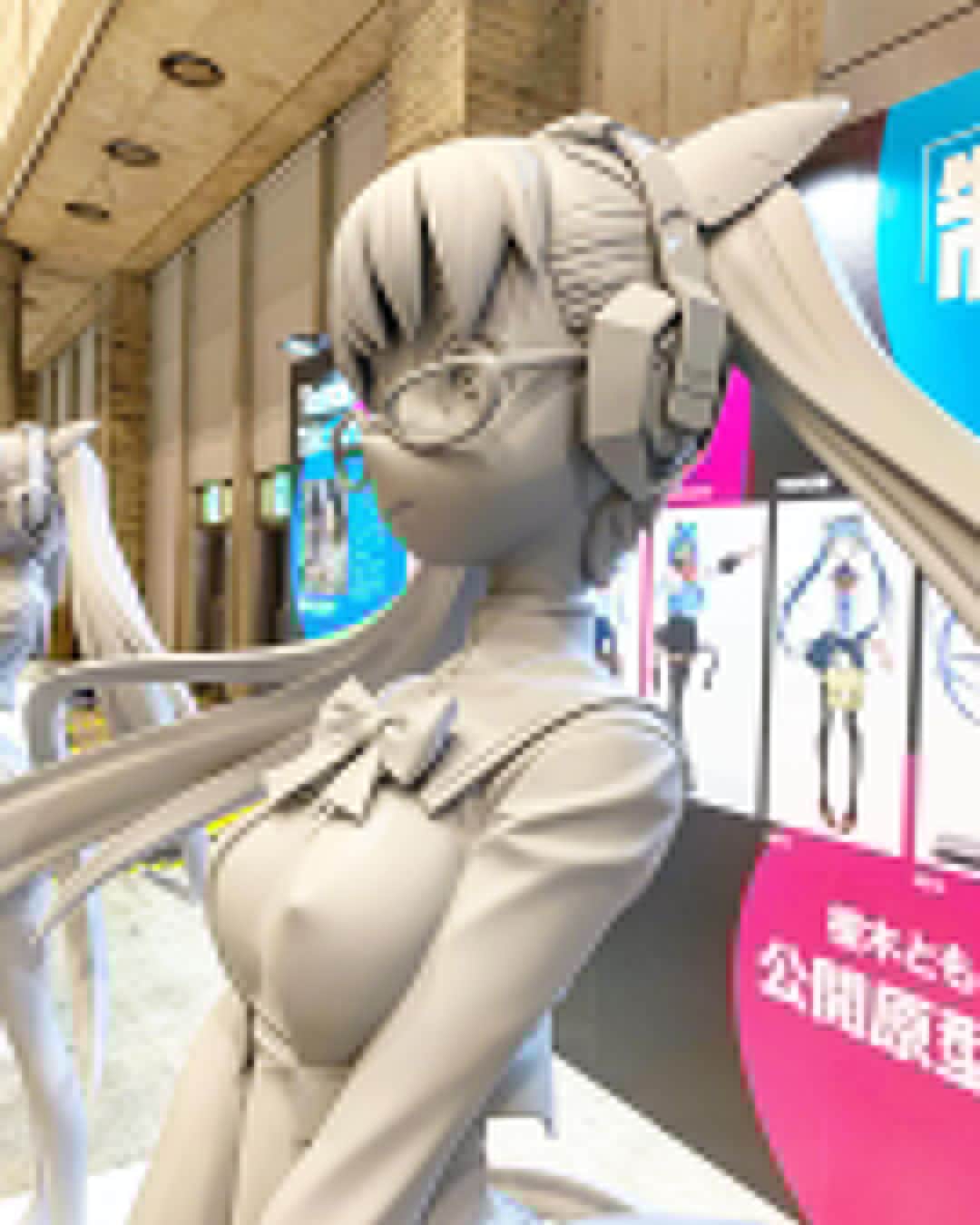 村上隆さんのインスタグラム写真 - (村上隆Instagram)「Female student type android in uniform KO2 at Wonder Festival 2019 summer.」7月28日 12時16分 - takashipom