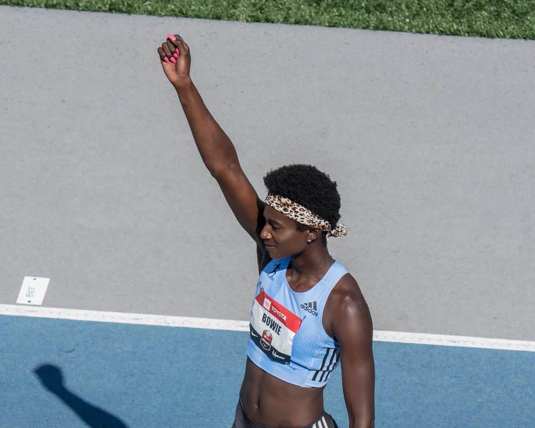 トーリ・ボウイのインスタグラム：「Celebrating in honor of being able to represent team USA in both the 100m and the long jump in Doha this year... I’m so excited 😆 Thanks everybody for all continued support throughout the years. You’re so appreciated❤️❤️❤️ #dohawc2019 #adigang #3Stripes #teamUsa #MAKEITHAPPEN 📸: @kl6photo」