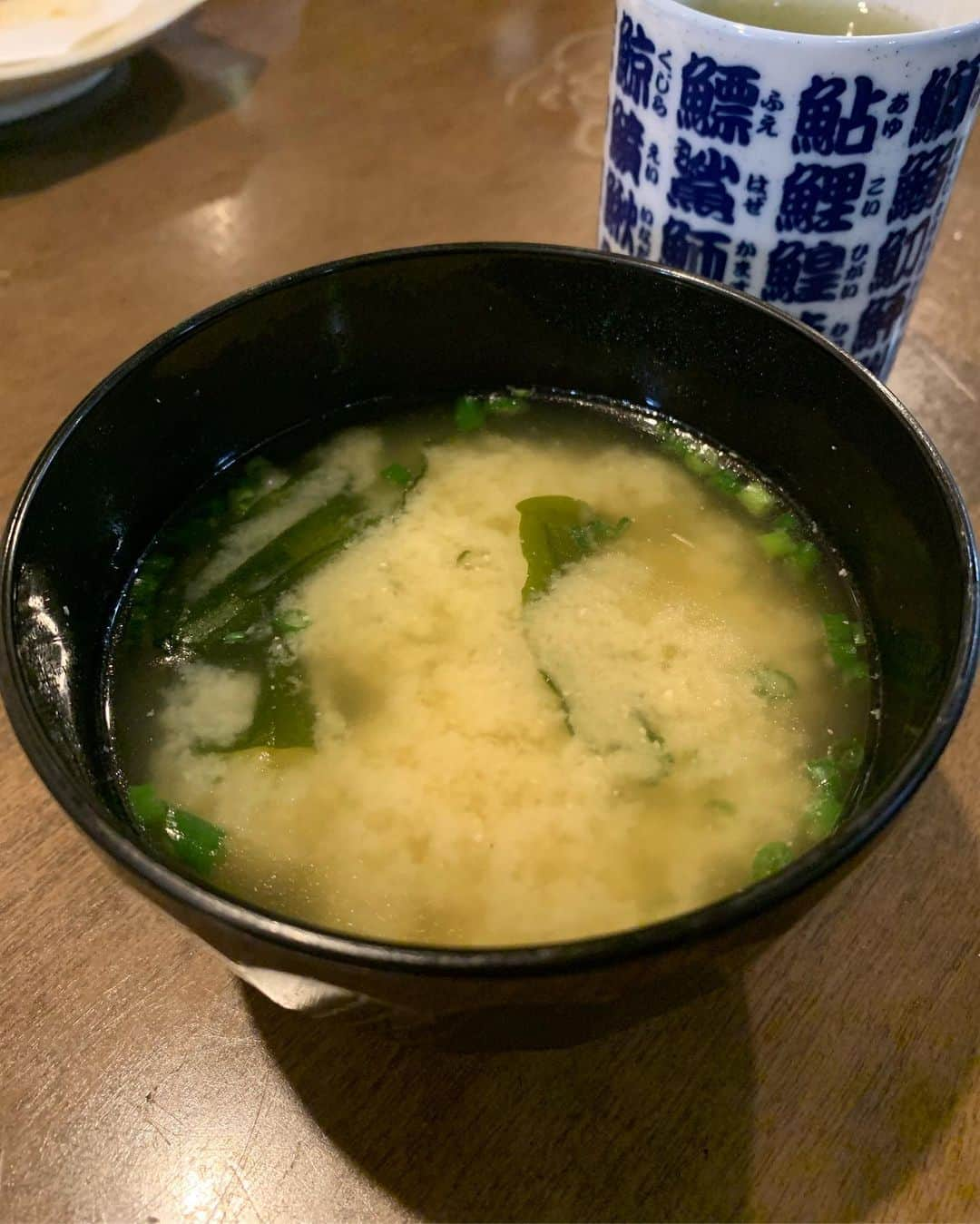 本田翼さんのインスタグラム写真 - (本田翼Instagram)「🍵 このお味噌汁のおいしさは 世界のかたちを変えてしまったんだ。 #屋久島旅 #はじめてお味噌汁をおかわりした日 #いその香り というお店です」7月28日 12時36分 - tsubasa_0627official