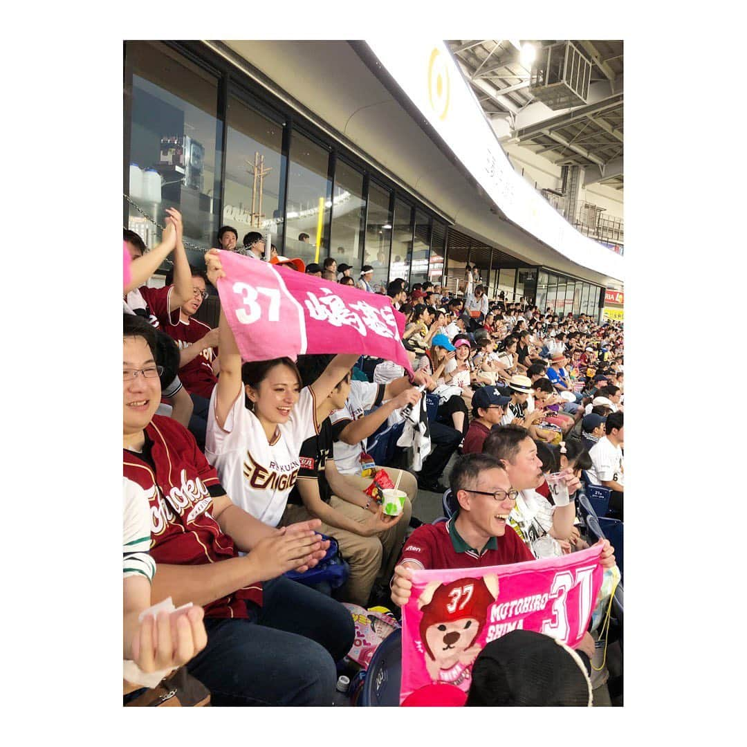 杜野まこさんのインスタグラム写真 - (杜野まこInstagram)「#杜野まこ #野球観戦イベント #ZOZOマリン #千葉ロッテマリーンズ #東北楽天ゴールデンイーグルス #rakuteneagles  #超楽しかった ‼️😆✨ #みんなが会いに来てくれた #会えて嬉しかった #ありがとう ♡  #天気に勝った #シーソーゲーム #新戦力 #大活躍 #マーティン 選手 #来日初安打 #初ホームラン #夏 #花火 #ビール #ジェット風船 #お誕生日 #就職祝い #初野球観戦 #笑顔 #愛 #チーム #また会おうね」7月28日 14時02分 - makomorino