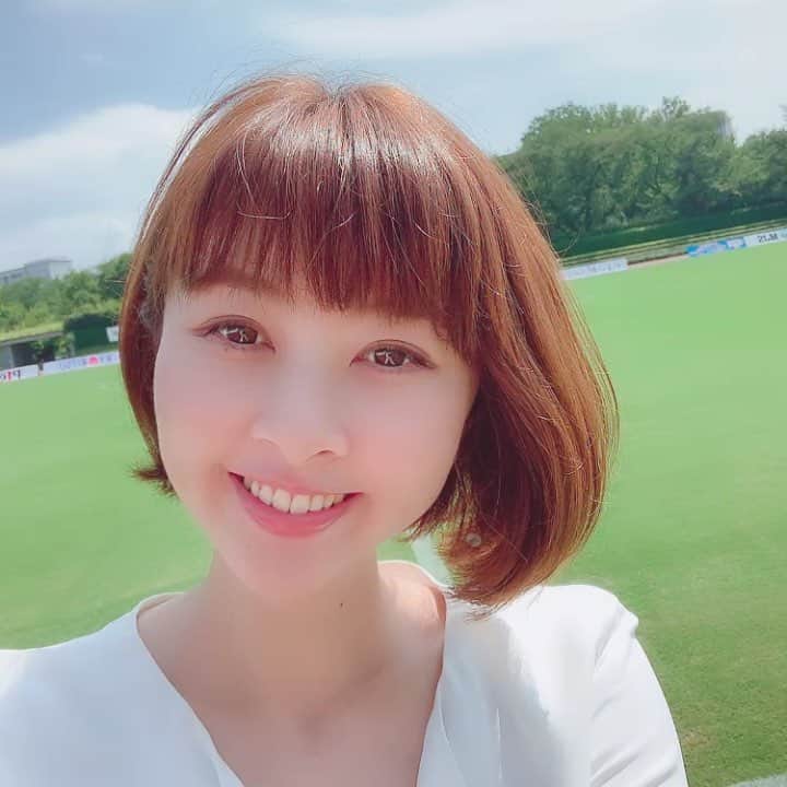 のインスタグラム：「#2019 #プレナスなでしこリーグ カップ一部  #日テレベレーザ 対 #浦和レッドレディース  #なでしこ #サッカー #女子サッカー  #soccer  #セントフォース #フリーアナウンサー #相沢礼子 #ootd #zara #fashion #白  #adidas #plst」