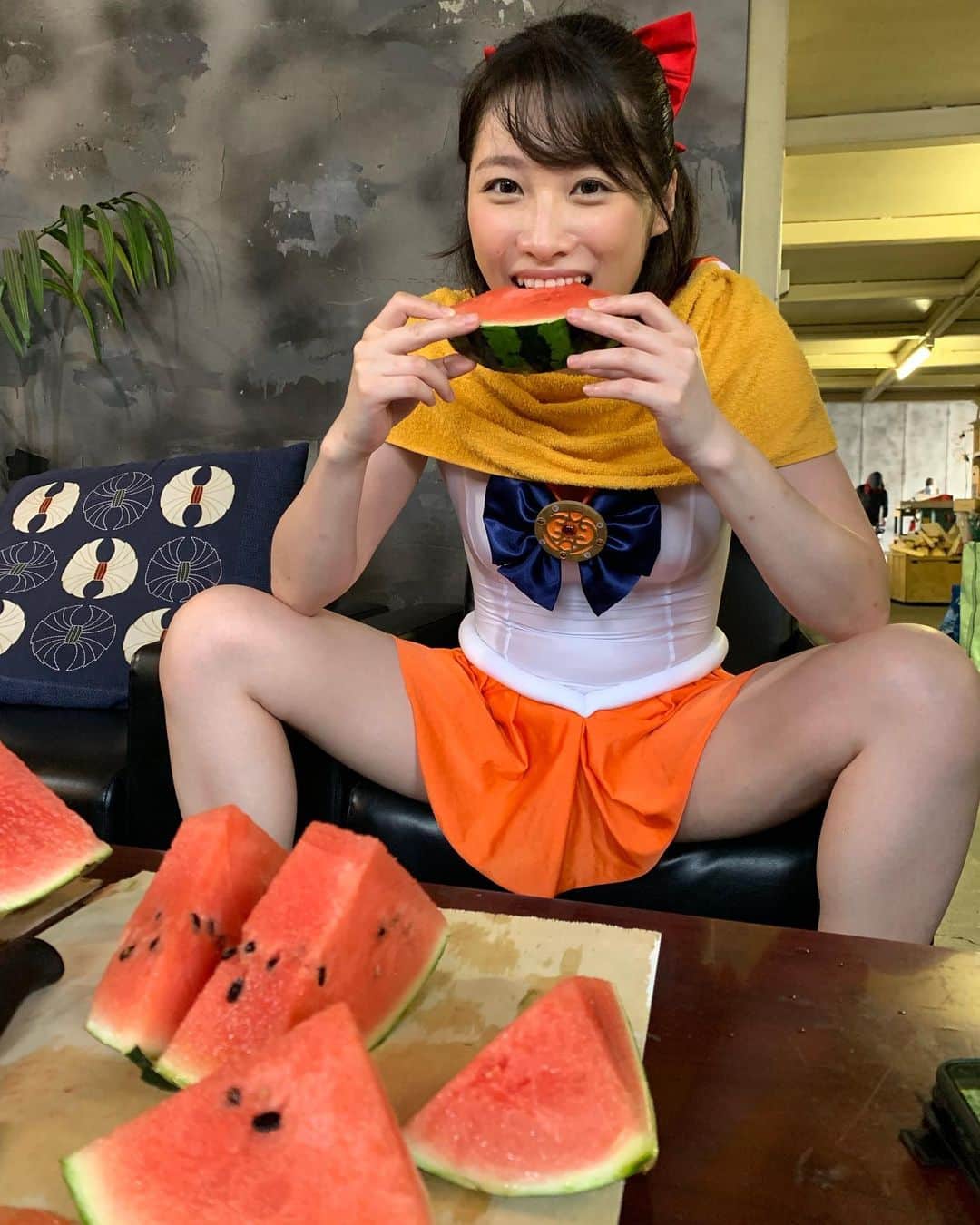 春原未来さんのインスタグラム写真 - (春原未来Instagram)「#giga #shooting .  #japan #tokyo is very hot!  I do my best in the temperature of 34℃👊🏻💥 The staff gave me a #watermelon 🍉  I'm eating and cheering up. . 久しぶりの #ギガ #撮影 ！日本暑すぎる！！！今年初の #スイカ が #セーラームーン #sailormoon の格好でスタジオで食べることになるとは思いませんでした。笑 #差し入れ #どうもありがとう」7月28日 14時34分 - sunohara_miki