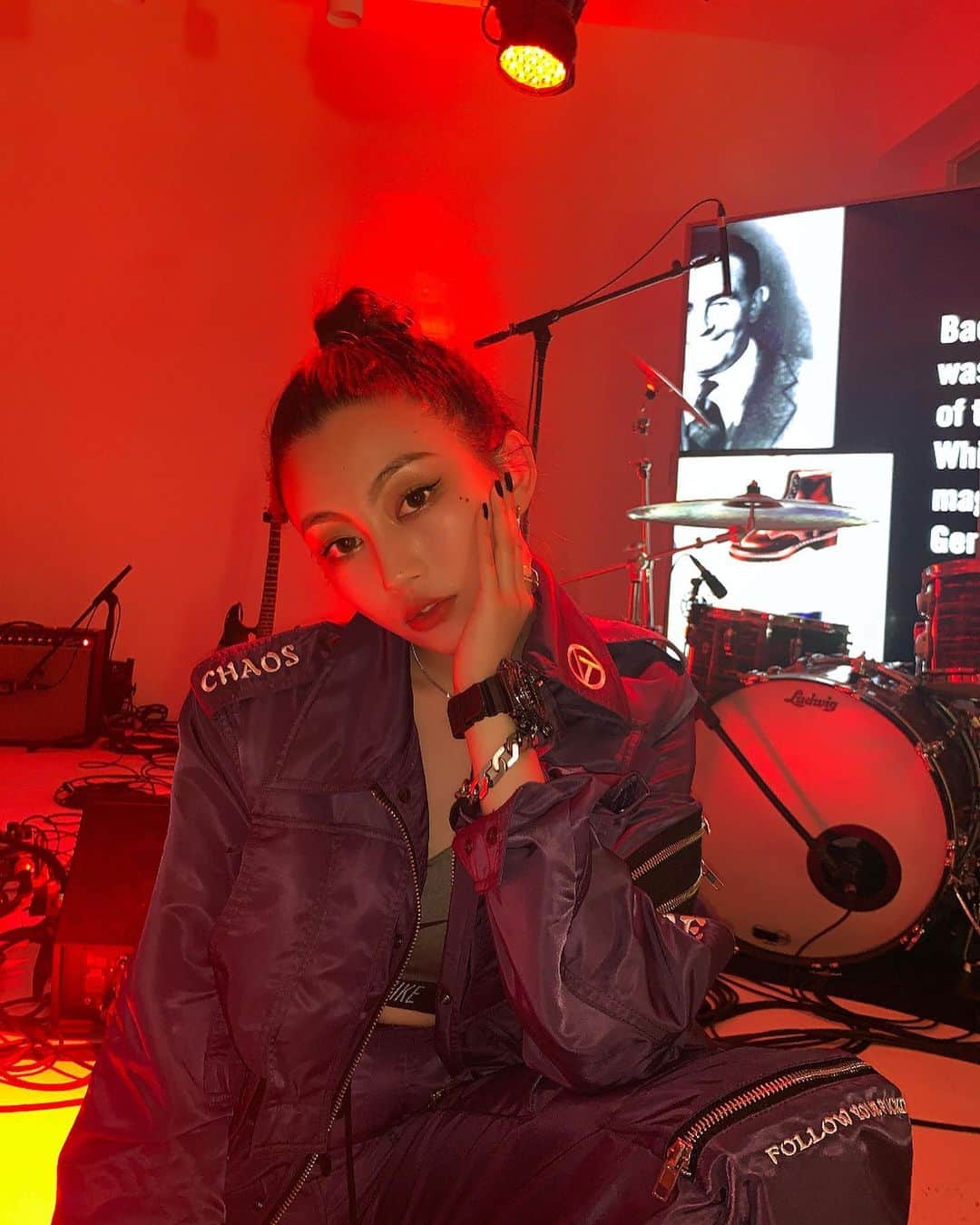 チン・インヒのインスタグラム：「⌚️✨」