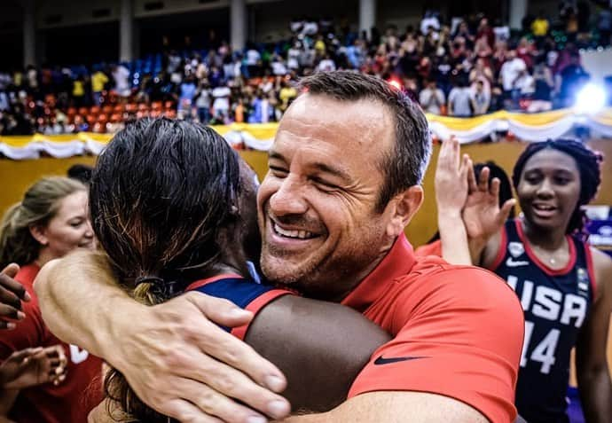 FIBAさんのインスタグラム写真 - (FIBAInstagram)「Congratulations to @usabasketball who prevail in an OT classic to become #FIBAU19 Women’s Basketball World Cup 2019 Champions! 🥇🏀🌎🏆⁣ ⁣ Tissor MVP: @paigebueckers 🇺🇸 ⁣ ⁣ All-Star 5: ⁣ @rhyne.howard 🇺🇸 ⁣ @paigebueckers 🇺🇸 ⁣ @pendandelola 🇪🇸 ⁣ @alex_fowler_ 🇦🇺 ⁣ @billiemassey4 🇧🇪」7月29日 0時47分 - fiba