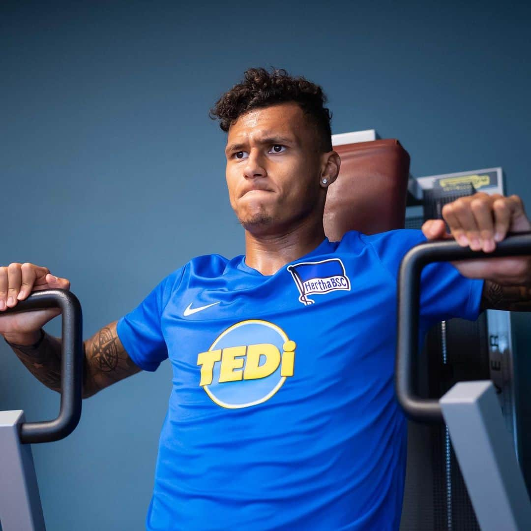 ヘルタ・ベルリンさんのインスタグラム写真 - (ヘルタ・ベルリンInstagram)「Maaaaschinen! 🏋️‍♂️😅 #pumper #BSCimBurgenland #gym #berlin #hahohe #herthabsc」7月29日 1時02分 - herthabsc