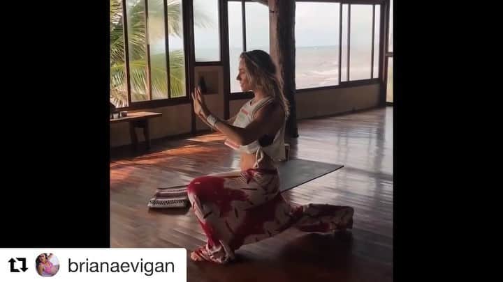 ブリアナ・エヴィガンのインスタグラム：「This morning was such a special morning for me in Tulum. Thinking of all of those that were there for this trip today especially. Love you all so much and your hearts. ❤️」