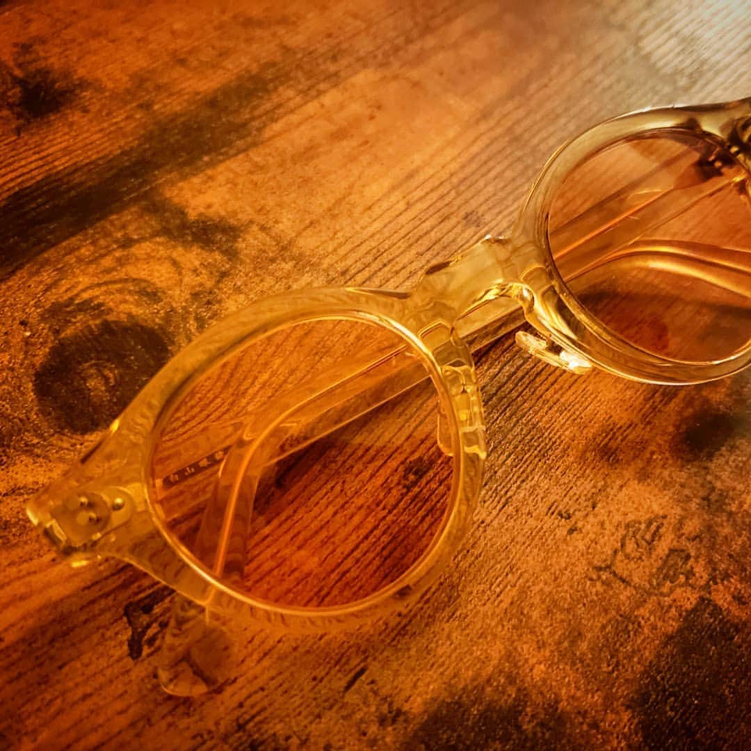 植竹拓さんのインスタグラム写真 - (植竹拓Instagram)「この眼鏡を購入したのが2013年。 2019年現在の方が結構旬な形になっているから白山眼鏡はやっぱり凄い。  #白山眼鏡」7月29日 1時13分 - hiromu0820