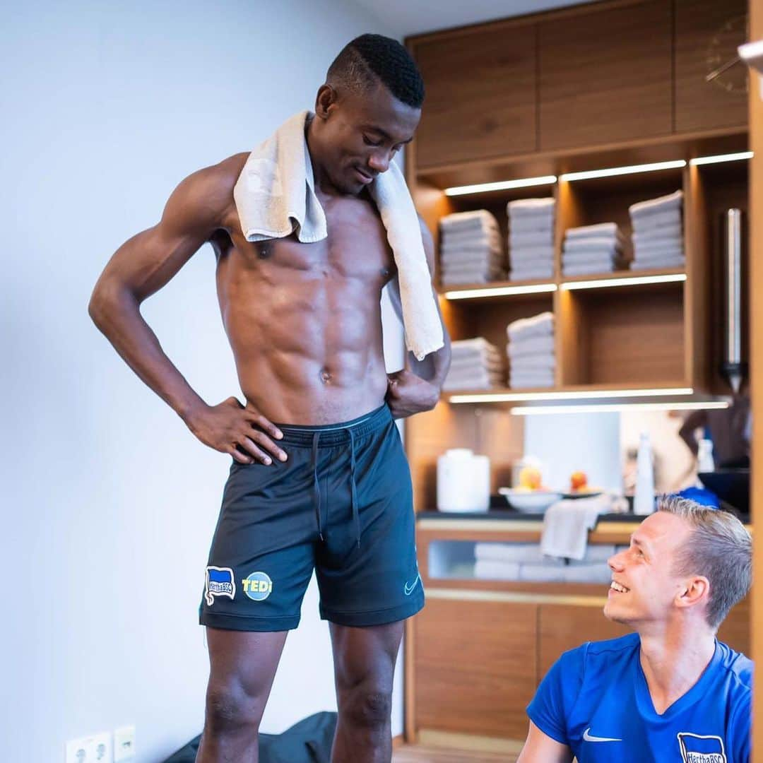 サロモン・カルーさんのインスタグラム写真 - (サロモン・カルーInstagram)「#Trainingscamp @herthabsc」7月29日 1時30分 - salomonkalou