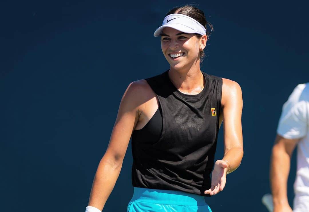 アイラ・トムリャノビッチのインスタグラム：「Cali makes me ☺️ @mubadalasvc」