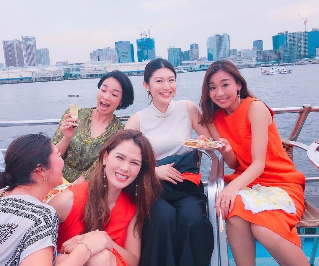 のインスタグラム：「いよいよ夏だ〜っ‼︎ 暑いね☀️ ・ #夏 #夏到来 #ついに」