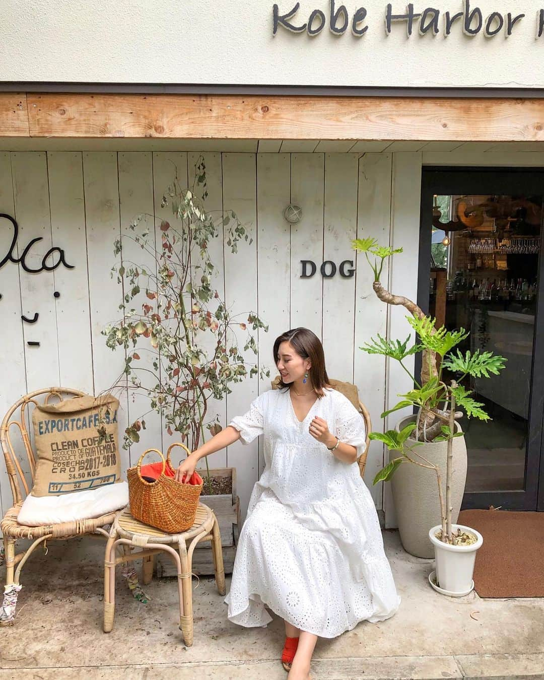 Ayaさんのインスタグラム写真 - (AyaInstagram)「可愛いcafeみっけ🌿🌿 わんちゃんも行けるから 今度🐶連れてこ〜っ♡ . 👗 @chocoa_official  #haji_cafe#三ノ宮カフェ#元町カフェ#カフェ巡り#ドックカフェ#マタニティコーデ#マタニティ#妊婦#妊娠38週#chocoa」7月28日 18時10分 - aya__fit